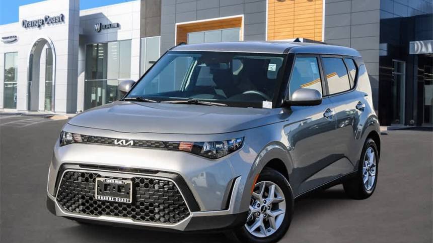 2024 Kia Soul LX — Hatchback — 34,370 mi — Costa Mesa, CA