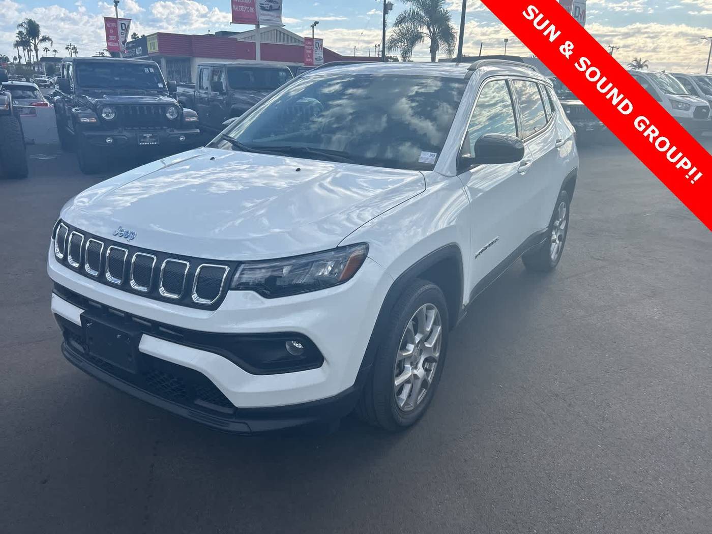 2022 Jeep Compass Latitude Lux — SUV — 33,509 mi — Costa Mesa, CA