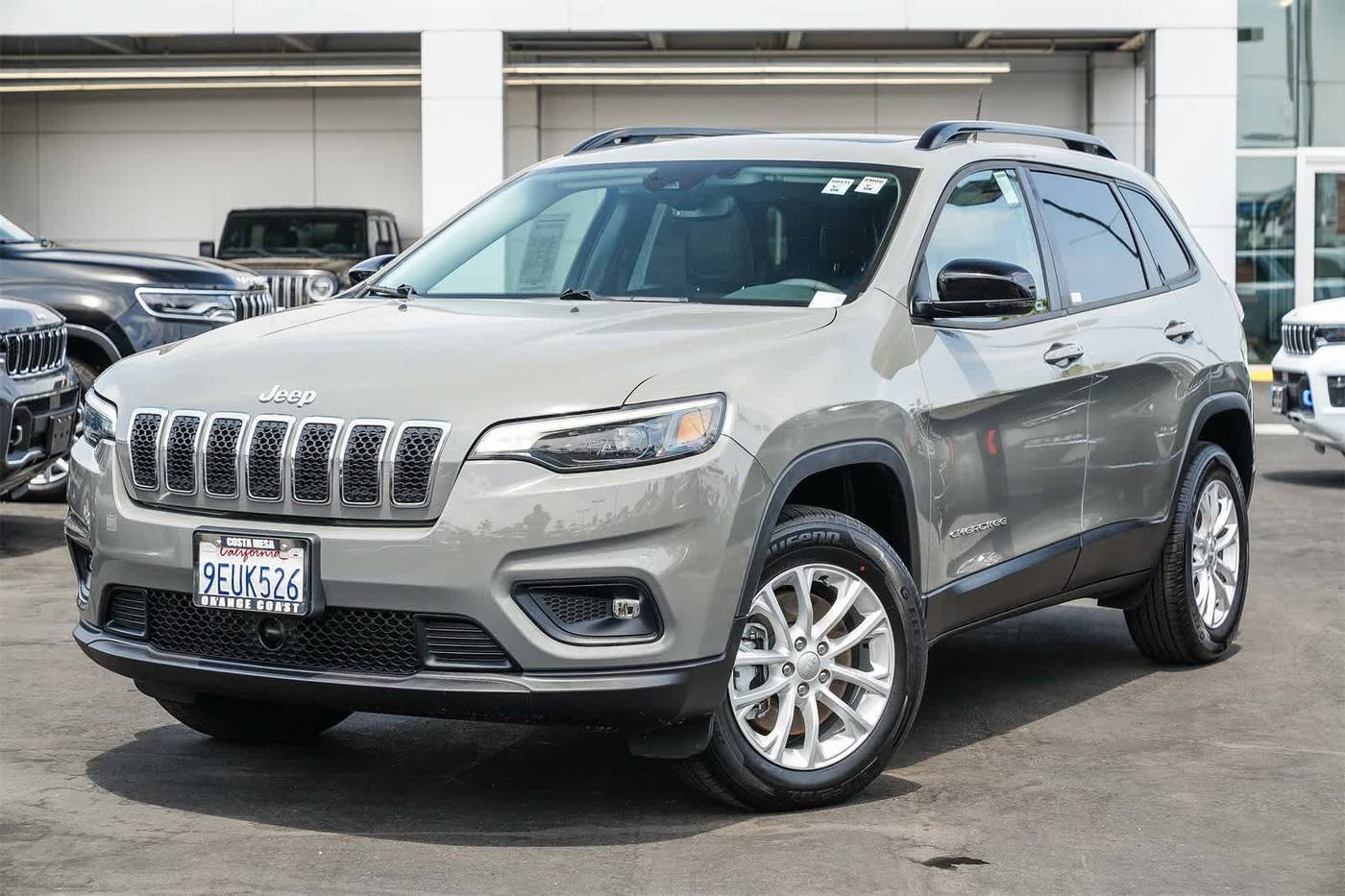 2022 Jeep Cherokee Latitude Lux — SUV — 25,106 mi — Costa Mesa, CA