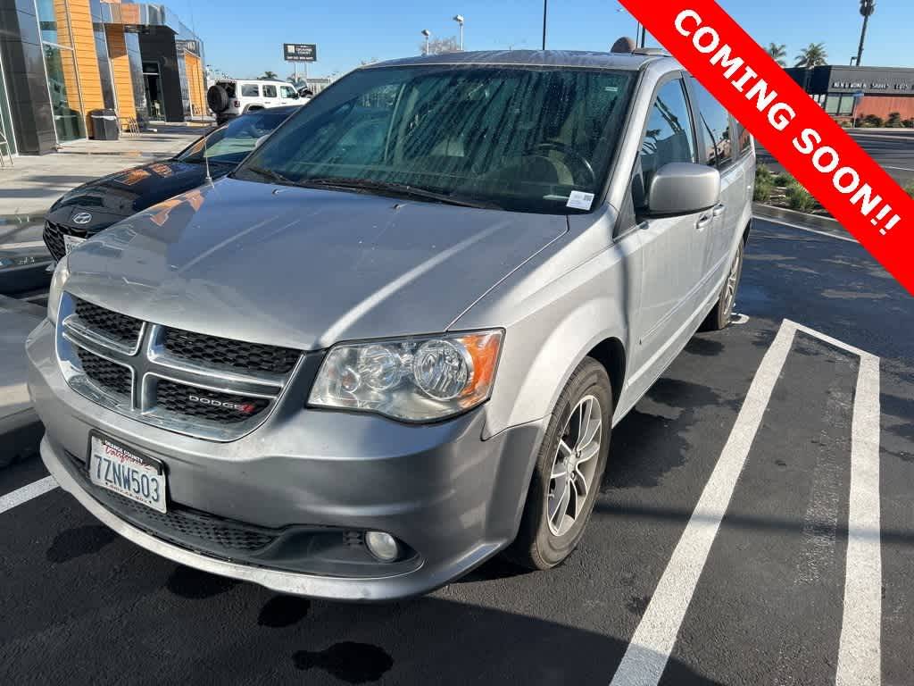2017 Dodge Grand Caravan SXT — Minivan — 118,805 mi — Costa Mesa, CA