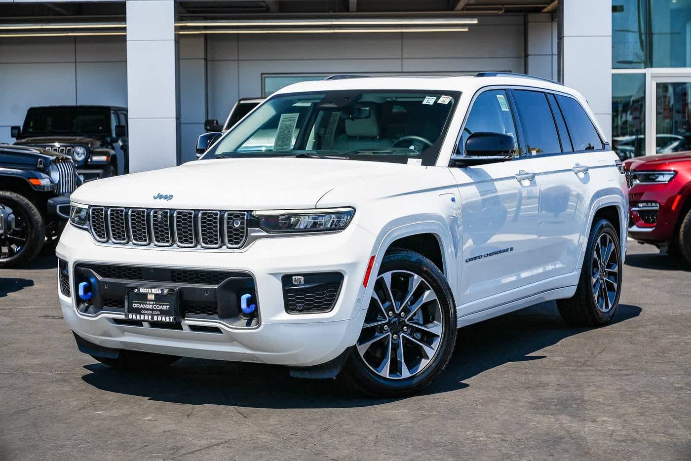 2022 Jeep Grand Cherokee Overland 4xe — SUV — 4,508 mi — Costa Mesa, CA