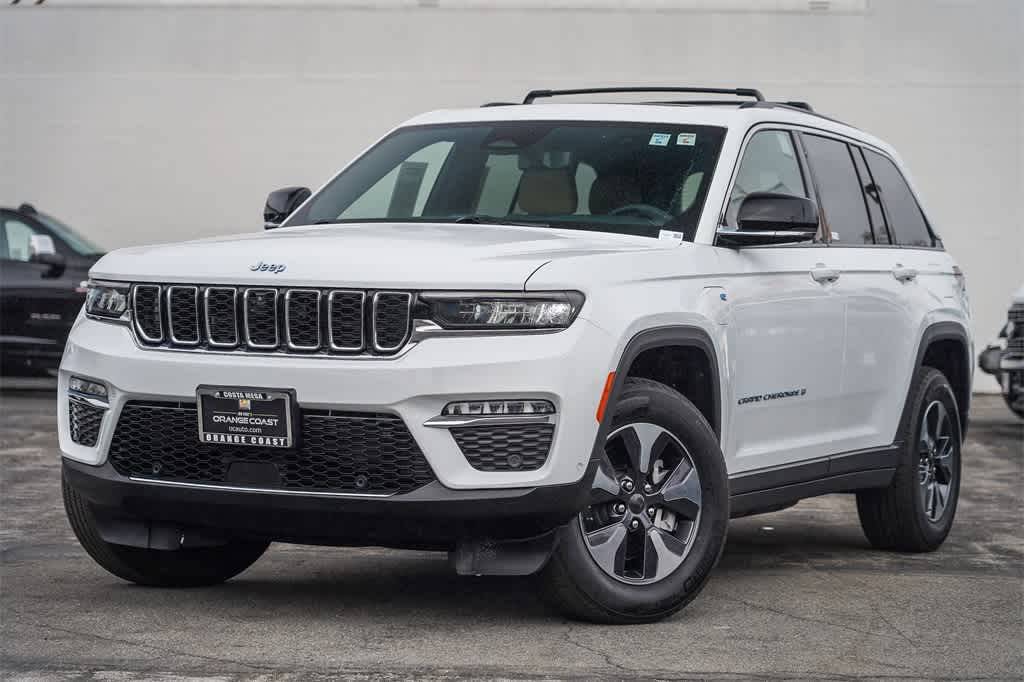 2022 Jeep Grand Cherokee 4xe — SUV — 20,200 mi — Costa Mesa, CA