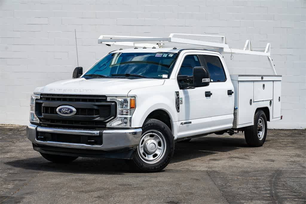 2020 Ford Super Duty F-350 Chassis Cab XL — Chassis Cab Truck — 116,500 mi — Costa Mesa, CA