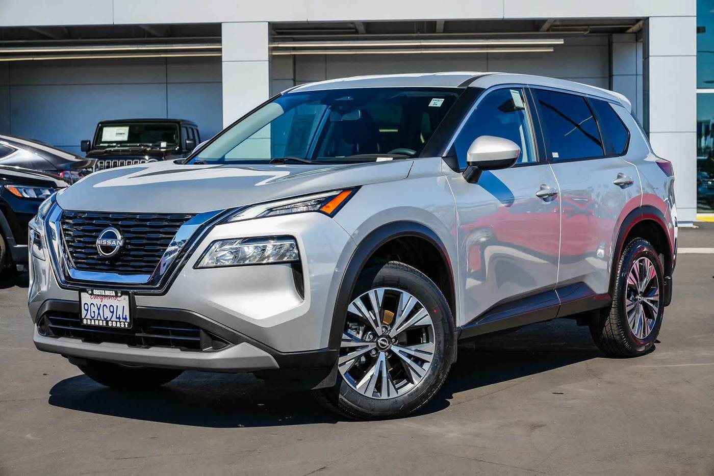 2023 Nissan Rogue SV — SUV — 37,914 mi — Costa Mesa, CA
