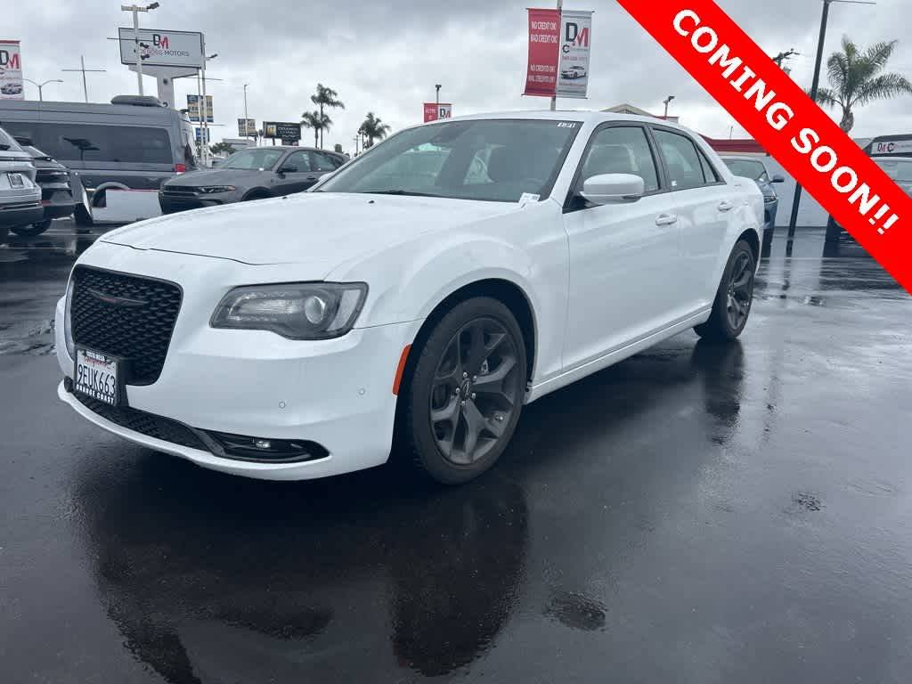 2022 Chrysler 300 S — Sedan — 21,750 mi — Costa Mesa, CA