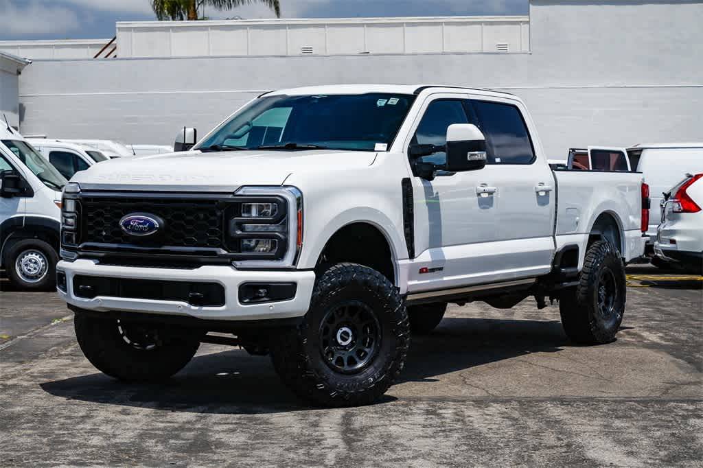 2023 Ford Super Duty F-250 LARIAT — Pickup Truck — 16,991 mi — Costa Mesa, CA