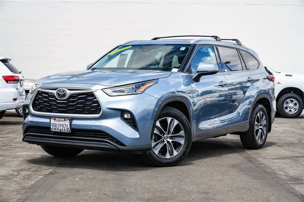 2022 Toyota Highlander XLE — SUV — 42,206 mi — Costa Mesa, CA
