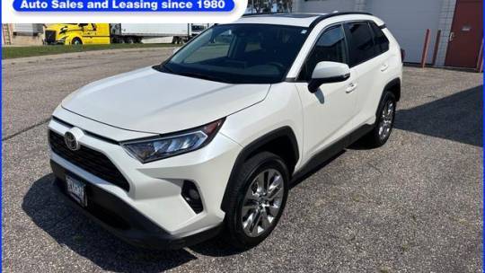 2021 Toyota RAV4 XLE Premium — SUV — 21,860 mi — Eden Prairie, MN