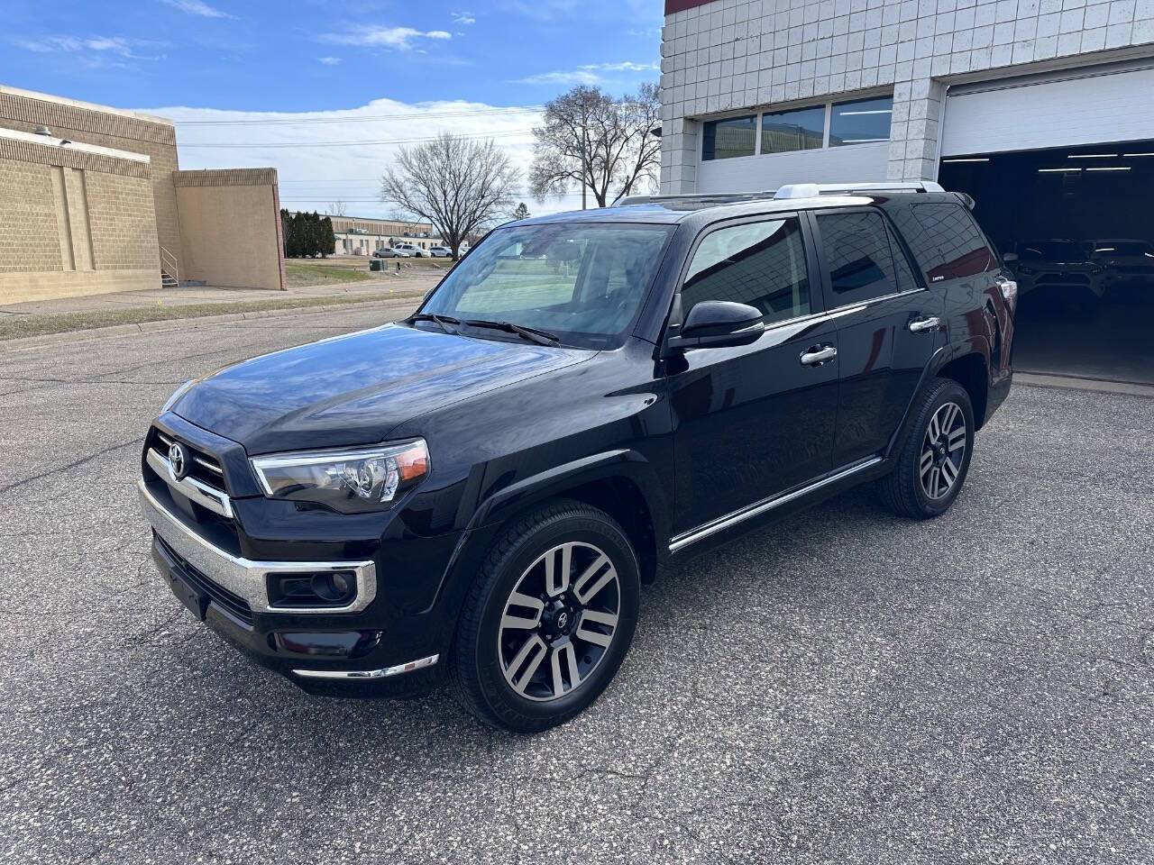 2022 Toyota 4Runner Limited — SUV — 36,325 mi — Eden Prairie, MN