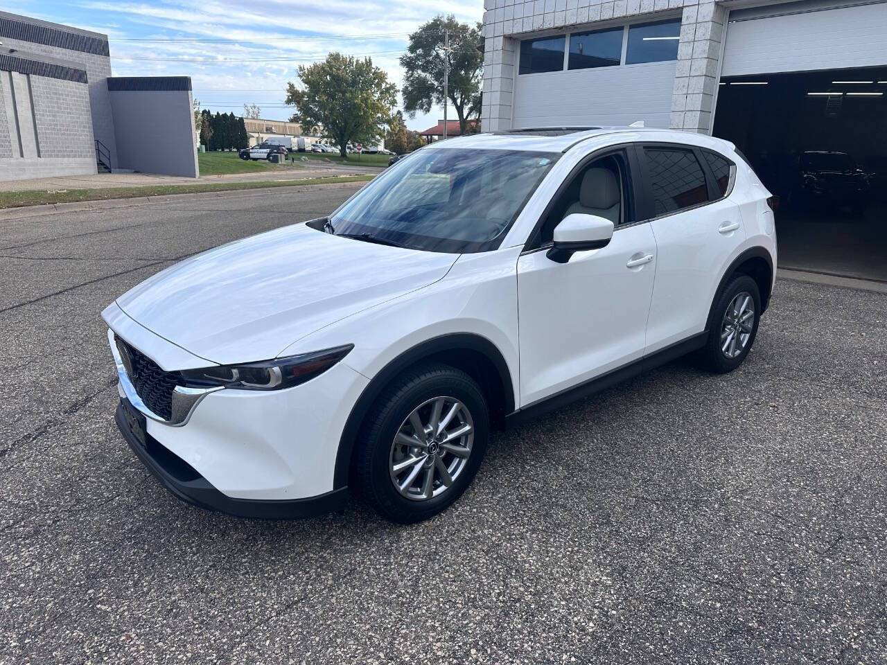 2022 Mazda CX-5 2.5 S Preferred — SUV — 27,833 mi — Eden Prairie, MN