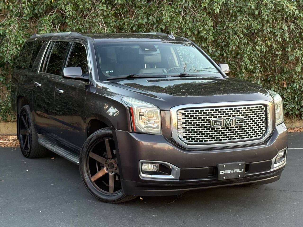 2015 GMC Yukon Denali — SUV — 143,601 mi — Sacramento, CA