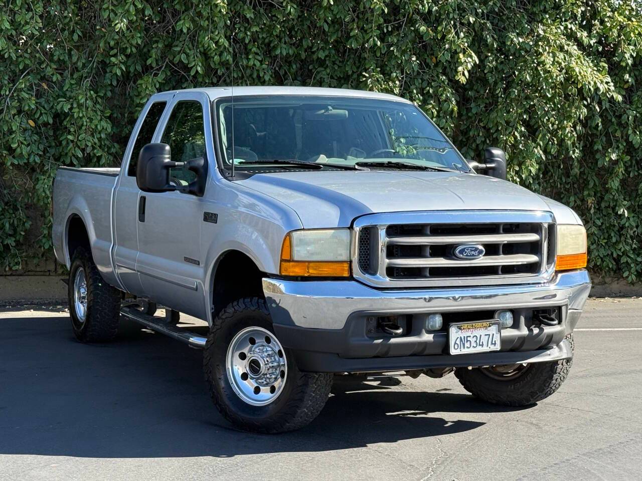 2001 Ford Super Duty F-250 XLT — Pickup Truck — 186,753 mi — Sacramento, CA