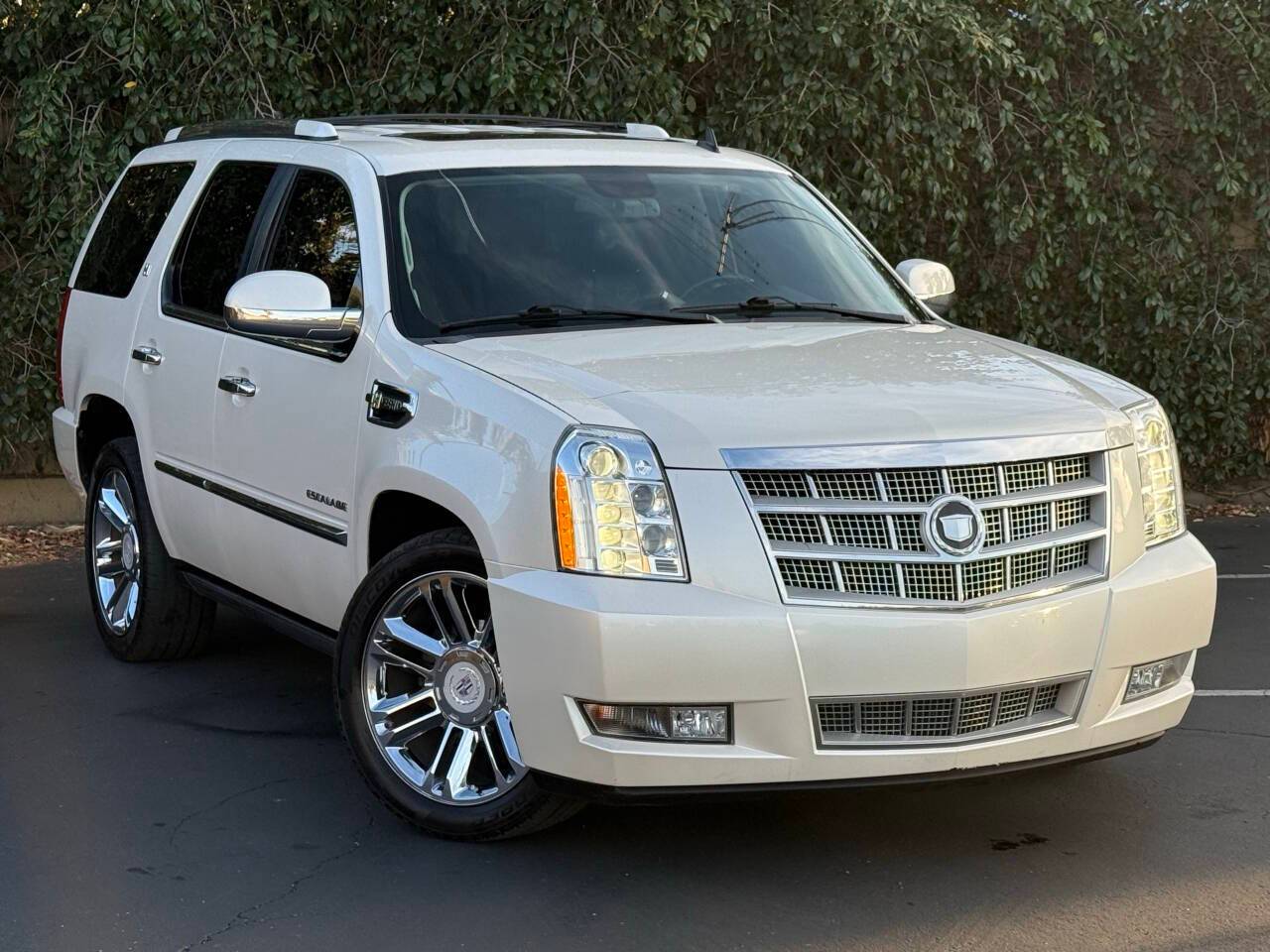 2012 Cadillac Escalade Platinum — SUV — 117,745 mi — Sacramento, CA