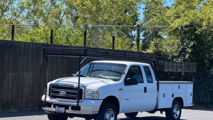 2005 Ford Super Duty F-250 XL — Pickup Truck — 83,702 mi — Sacramento, CA