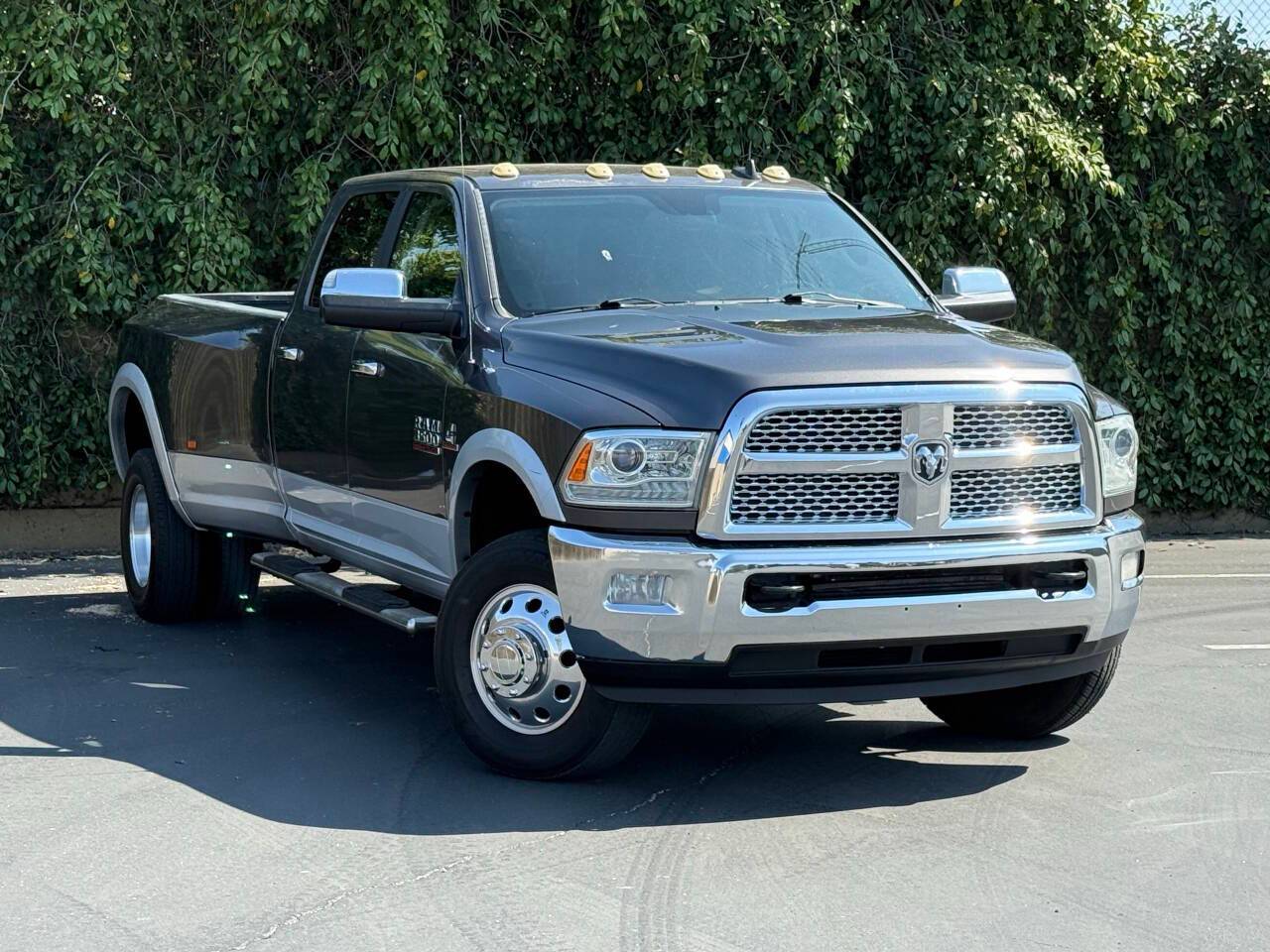 2015 Ram 3500 Laramie — Pickup Truck — 142,376 mi — Sacramento, CA