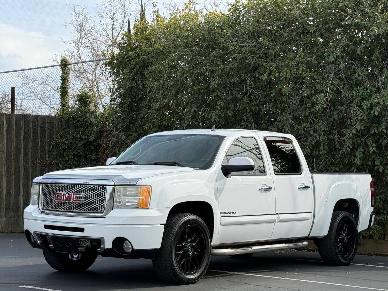 2008 GMC Sierra 1500 Denali — Pickup Truck — 105,365 mi — Sacramento, CA