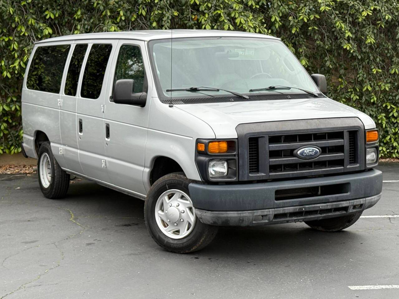 2010 Ford Econoline Wagon E-150 XL