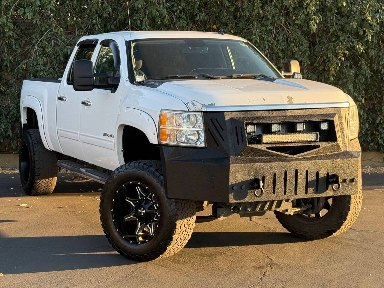 2014 Chevrolet Silverado 3500HD LT — Pickup Truck — 187,293 mi — Sacramento, CA