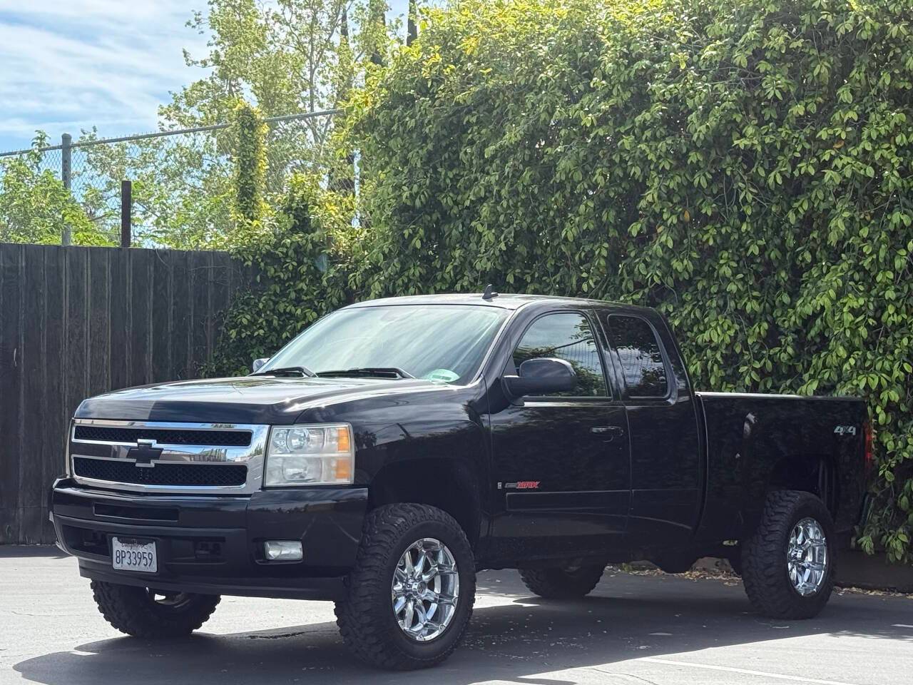 2007 Chevrolet Silverado 1500 LTZ — Pickup Truck — 153,758 mi — Sacramento, CA