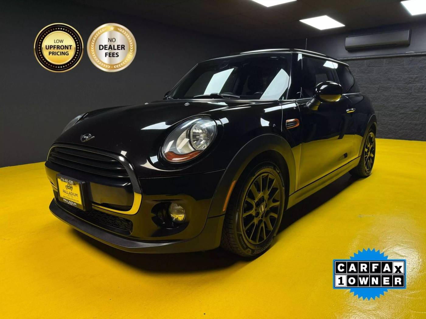 2017 MINI Hardtop Cooper — Hatchback — 87,821 mi — S Anaheim, CA