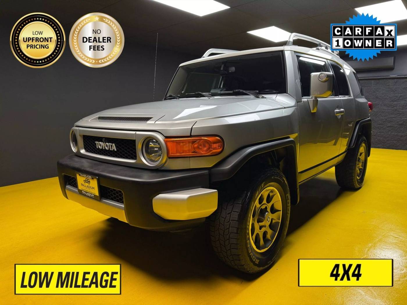 2011 Toyota FJ Cruiser Base — SUV — 89,839 mi — S Anaheim, CA