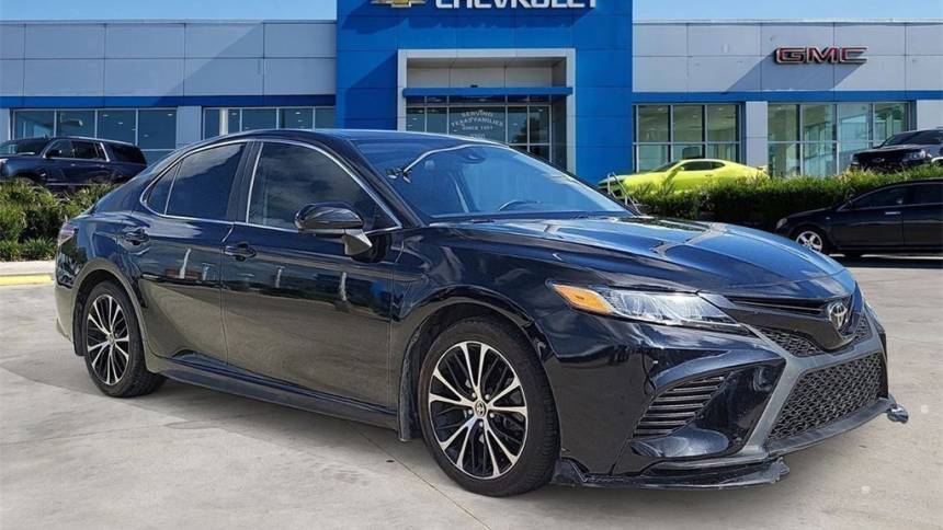 2020 Toyota Camry SE Nightshade — Sedan — 71,764 mi — Alice, TX
