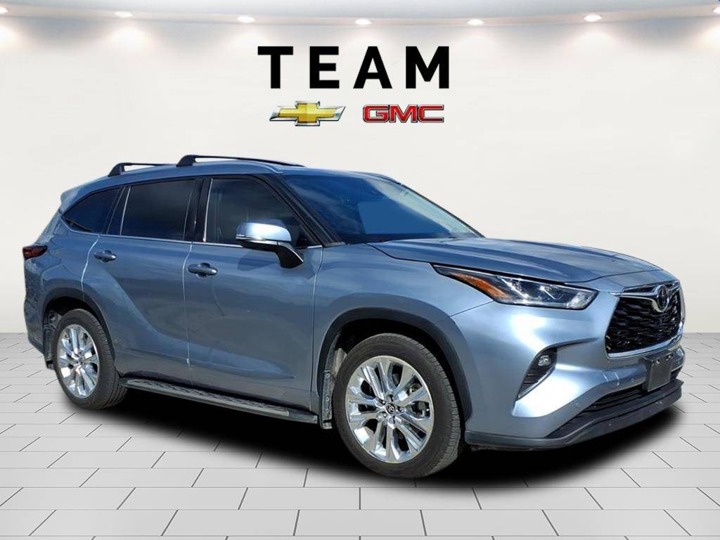 2021 Toyota Highlander Limited — SUV — 76,077 mi — Alice, TX