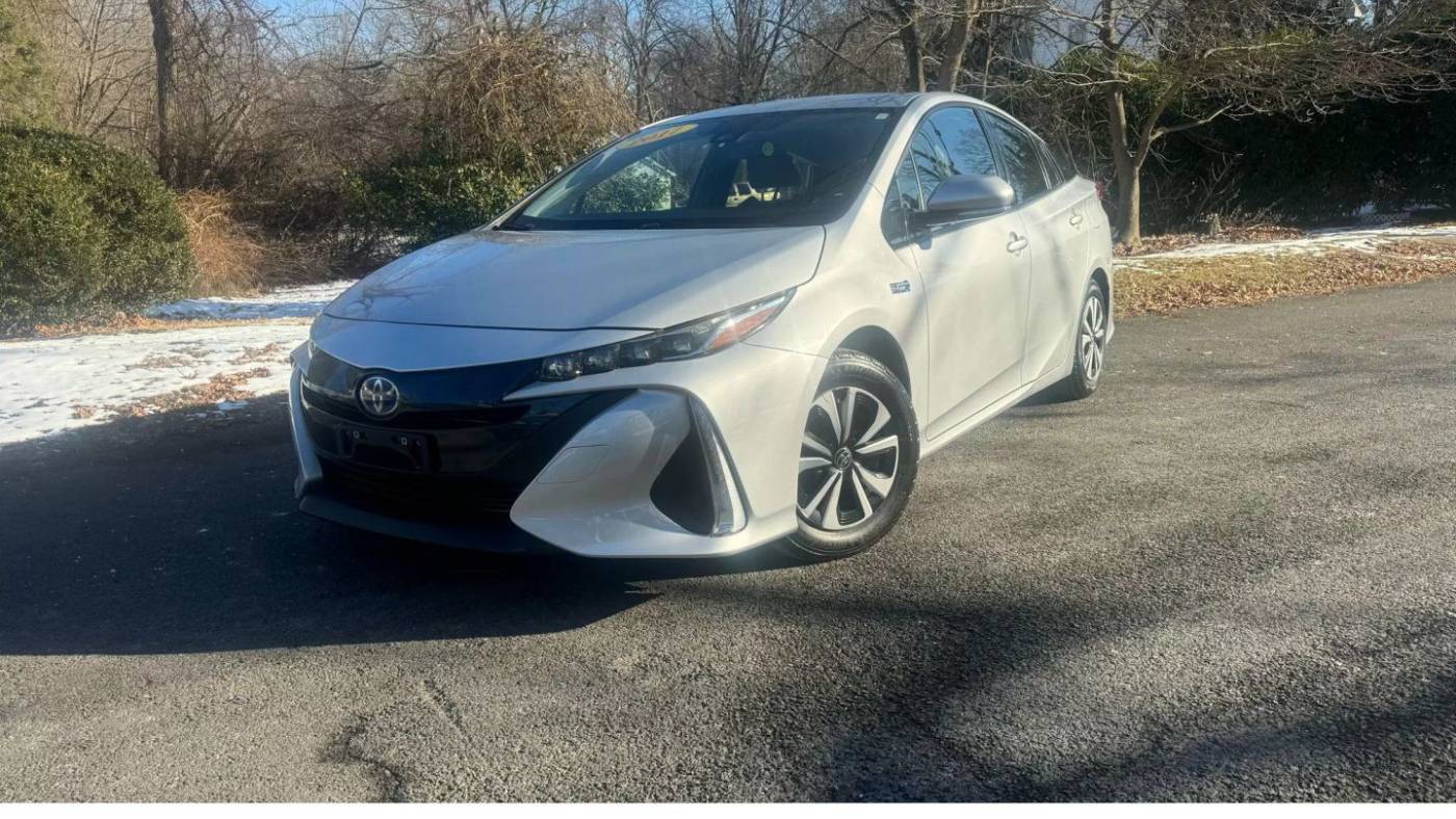 2017 Toyota Prius Prime Premium — Hatchback — 64,951 mi — Plainfield, NJ