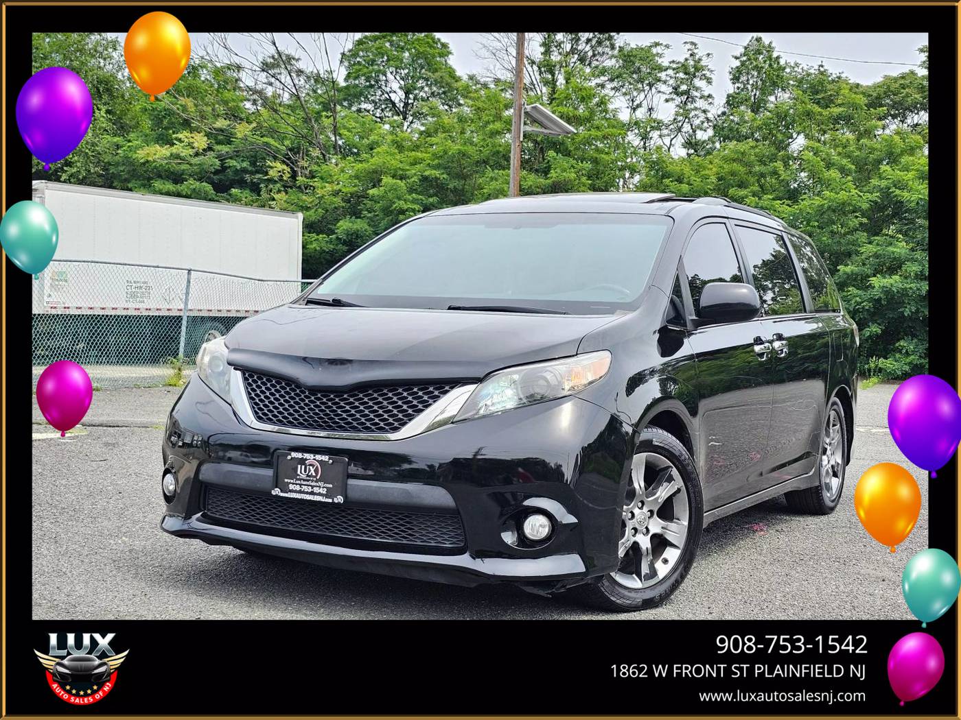 2011 Toyota Sienna SE — Minivan — 156,188 mi — Plainfield, NJ