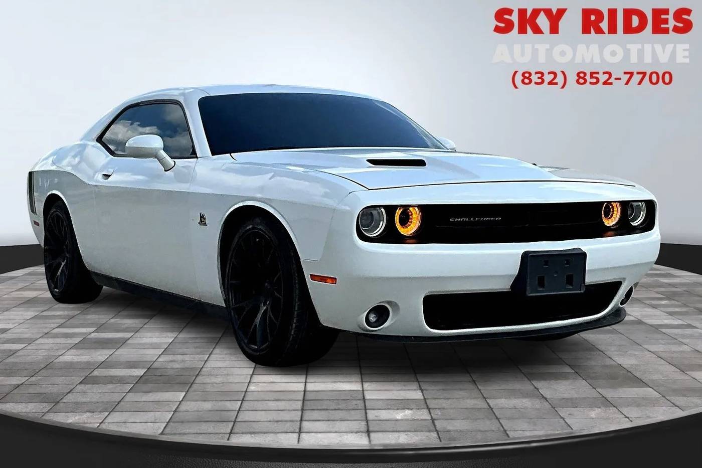 2016 Dodge Challenger R/T Scat Pack — Coupe — 122,441 mi — Houston, TX