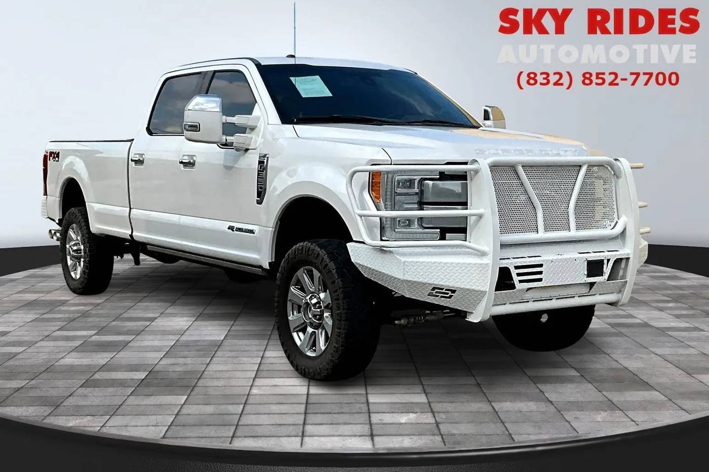 2018 Ford Super Duty F-350 Platinum — Pickup Truck — 213,903 mi — Houston, TX