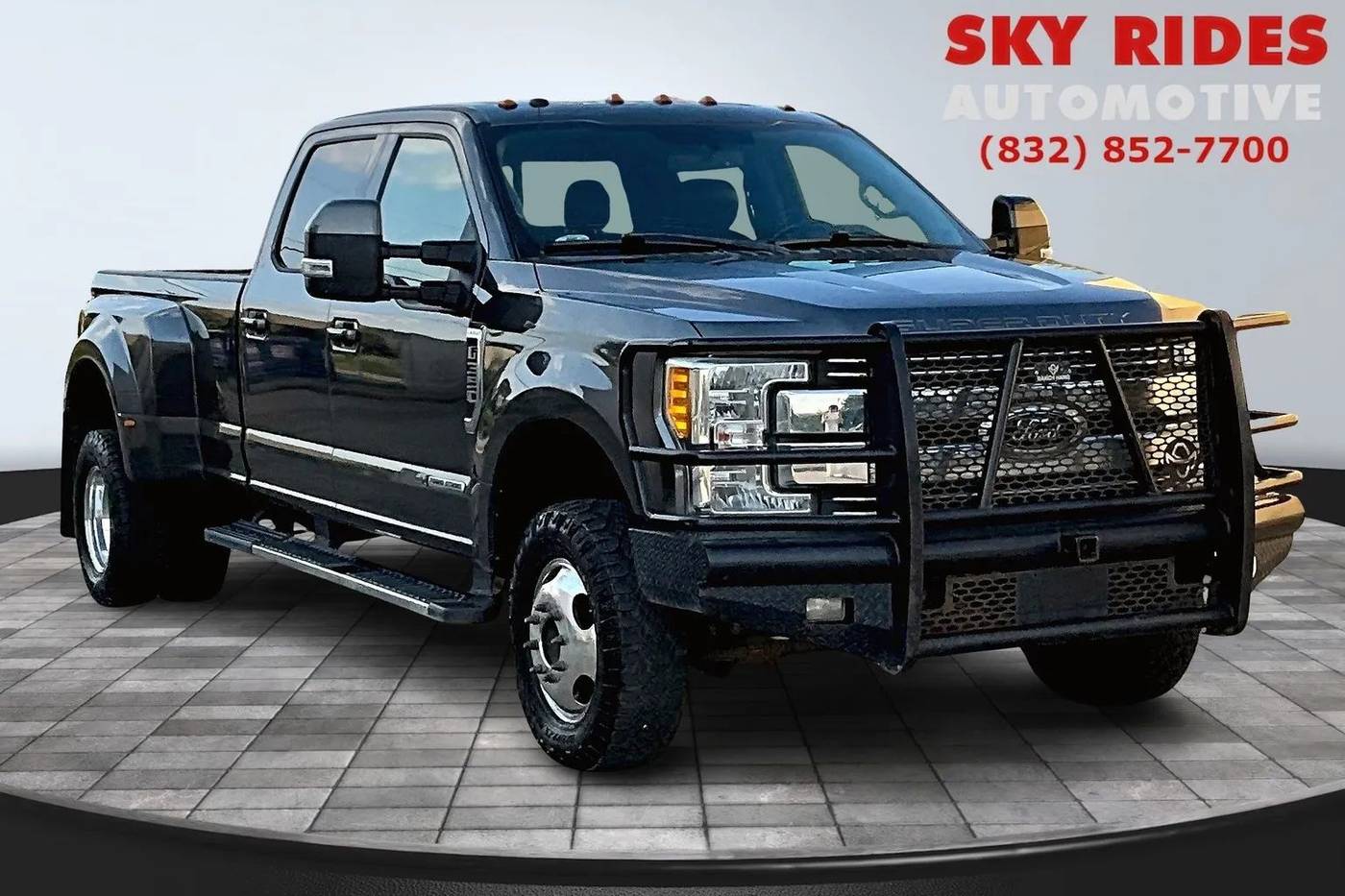 2017 Ford Super Duty F-350 Lariat — Pickup Truck — 197,905 mi — Houston, TX