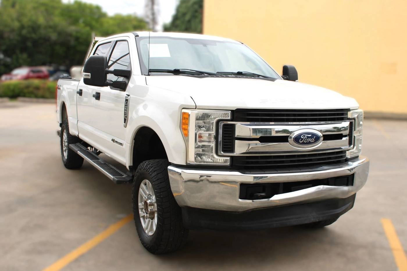 2017 Ford Super Duty F-250 XLT — Pickup Truck — 173,858 mi — Houston, TX