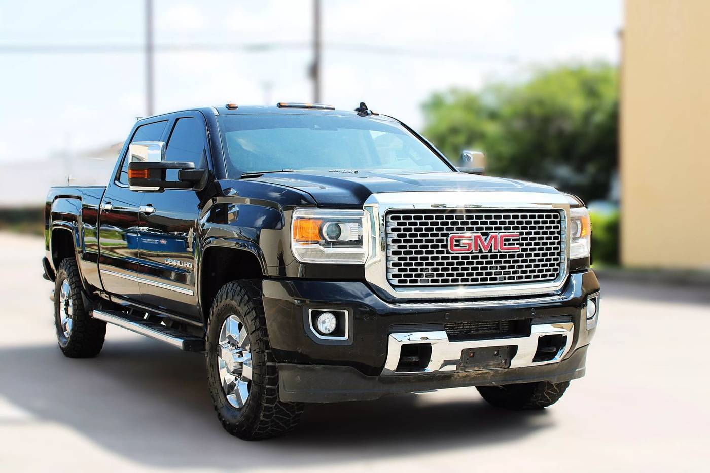 2015 GMC Sierra 3500HD Denali — Pickup Truck — 208,697 mi — Houston, TX