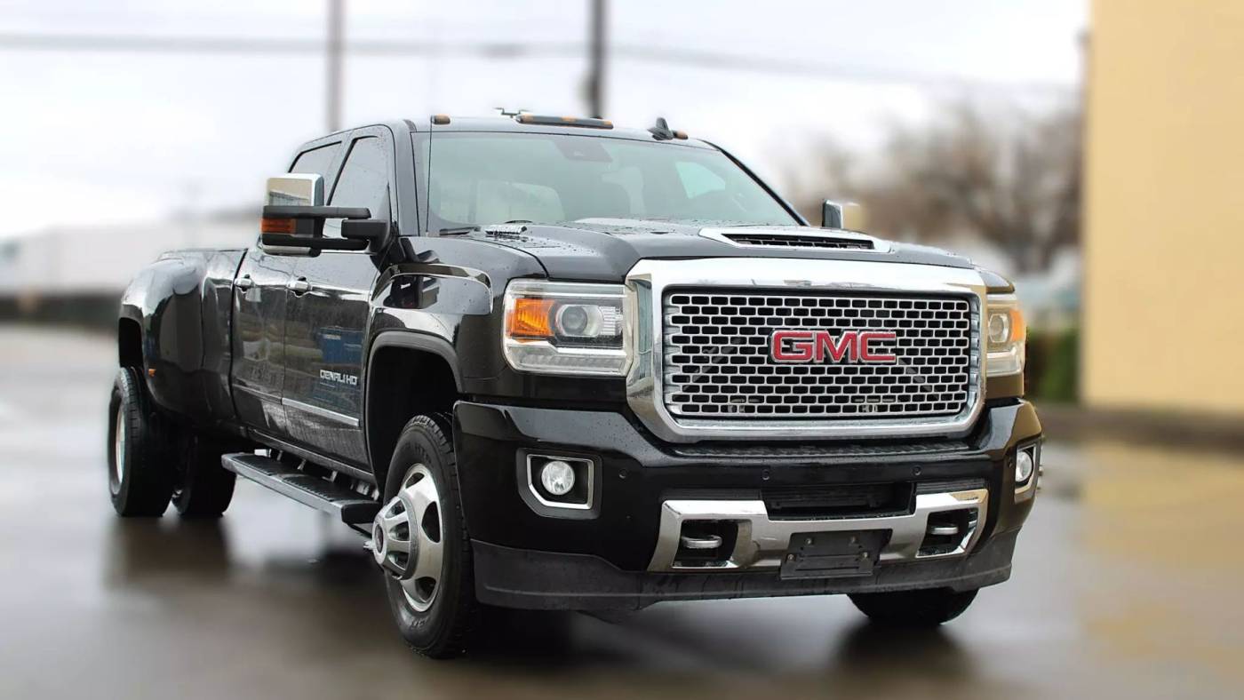 2017 GMC Sierra 3500HD Denali — Pickup Truck — 224,842 mi — Houston, TX