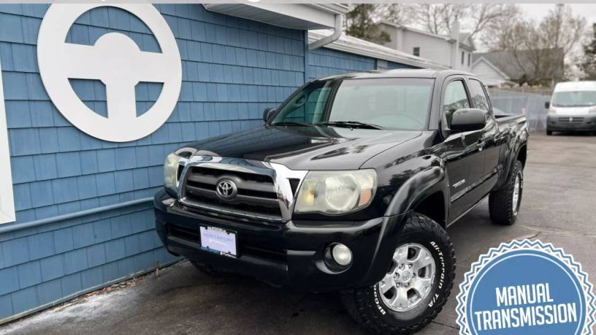 2009 Toyota Tacoma Base — Pickup Truck — 84,597 mi — Huntington Station, NY
