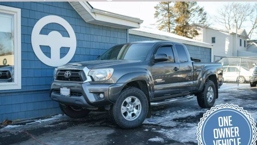 2013 Toyota Tacoma Base — Pickup Truck — 89,111 mi — Huntington Station, NY