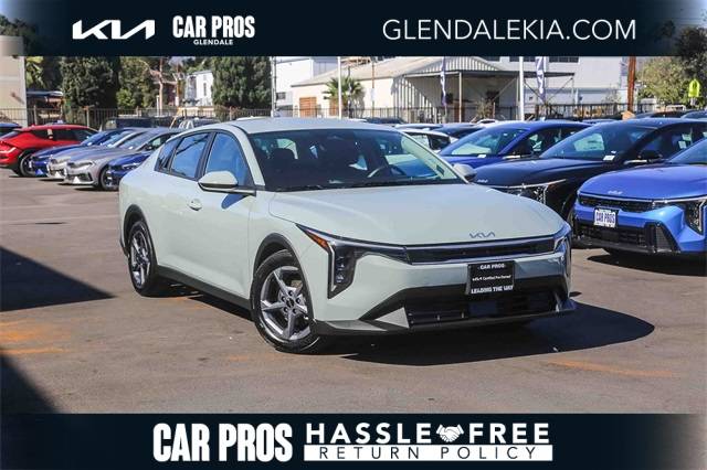 2025 Kia K4 LXS — Sedan — 372 mi — Glendale, CA