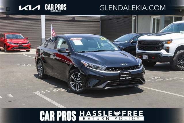 2023 Kia Forte LXS — Sedan — 19,286 mi — Glendale, CA