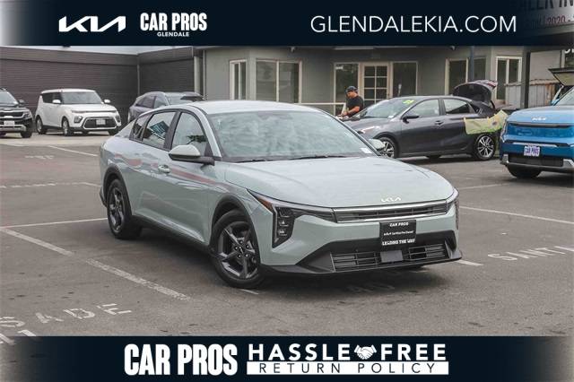 2025 Kia K4 LXS — Sedan — 2,989 mi — Glendale, CA