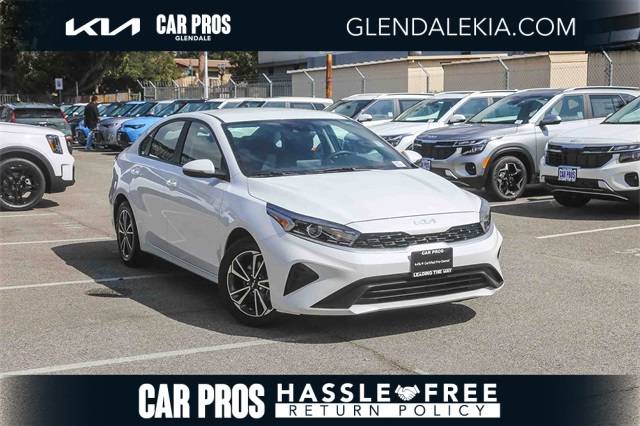 2023 Kia Forte LXS — Sedan — 18,875 mi — Glendale, CA