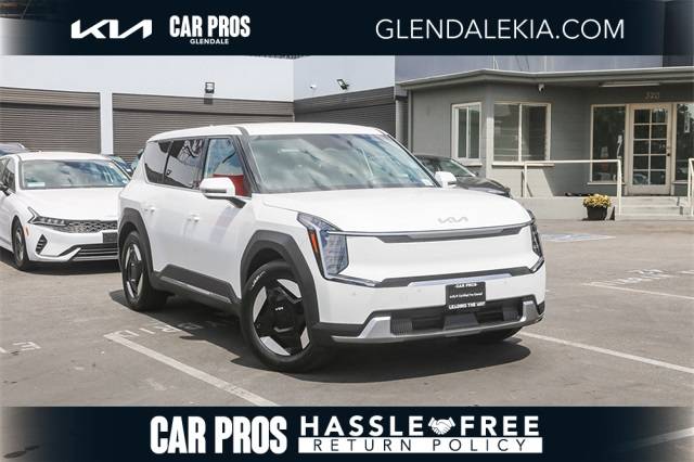2024 Kia EV9 Light Short Range — SUV — 11,922 mi — Glendale, CA