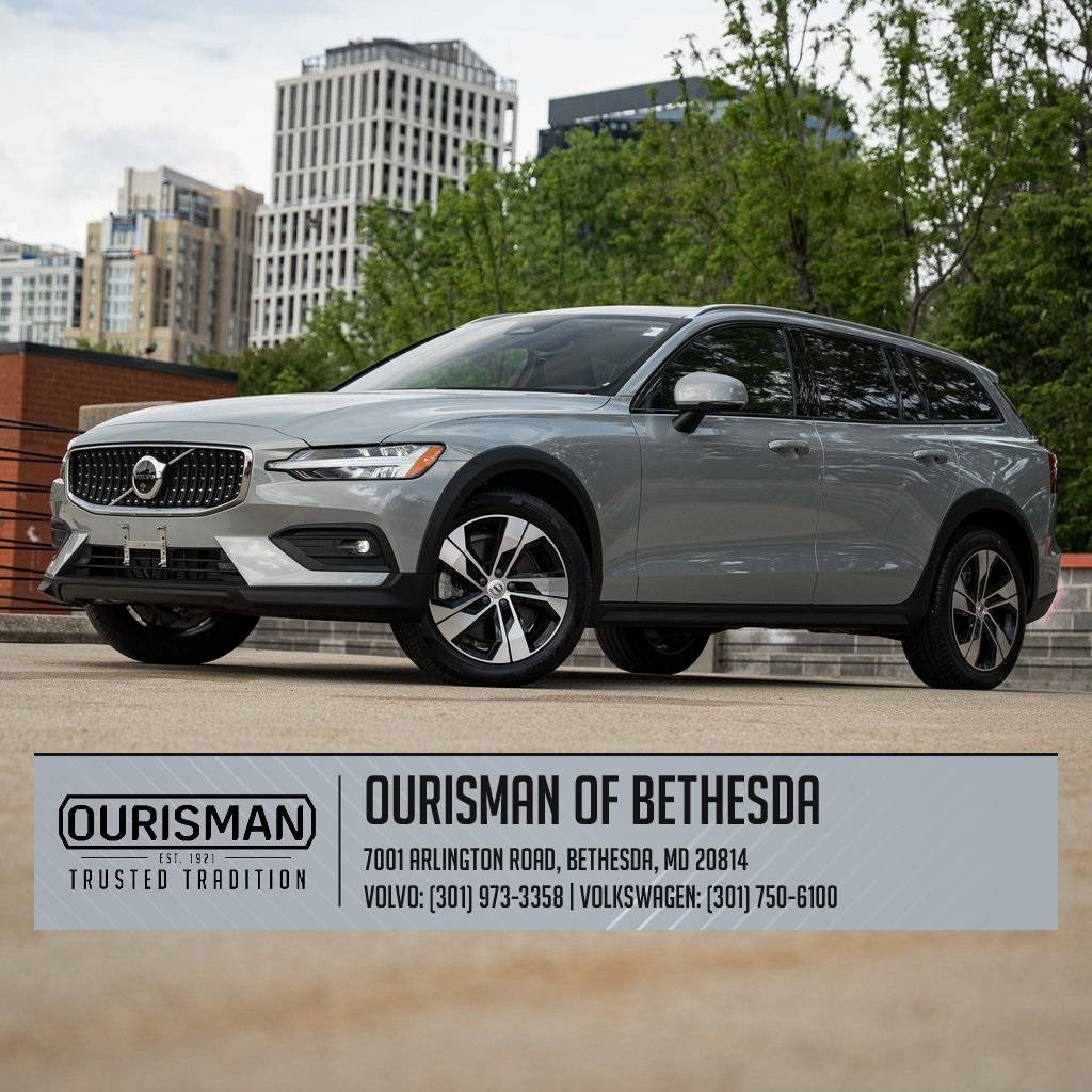 2024 Volvo V60 Cross Country Plus — Wagon — 7,779 mi — Bethesda, MD