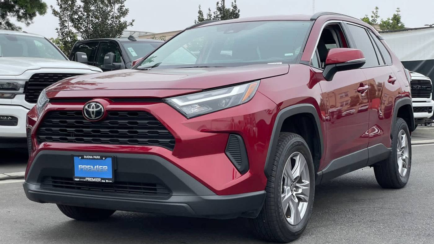 2024 Toyota RAV4 XLE — SUV — 24,453 mi — Buena Park, CA