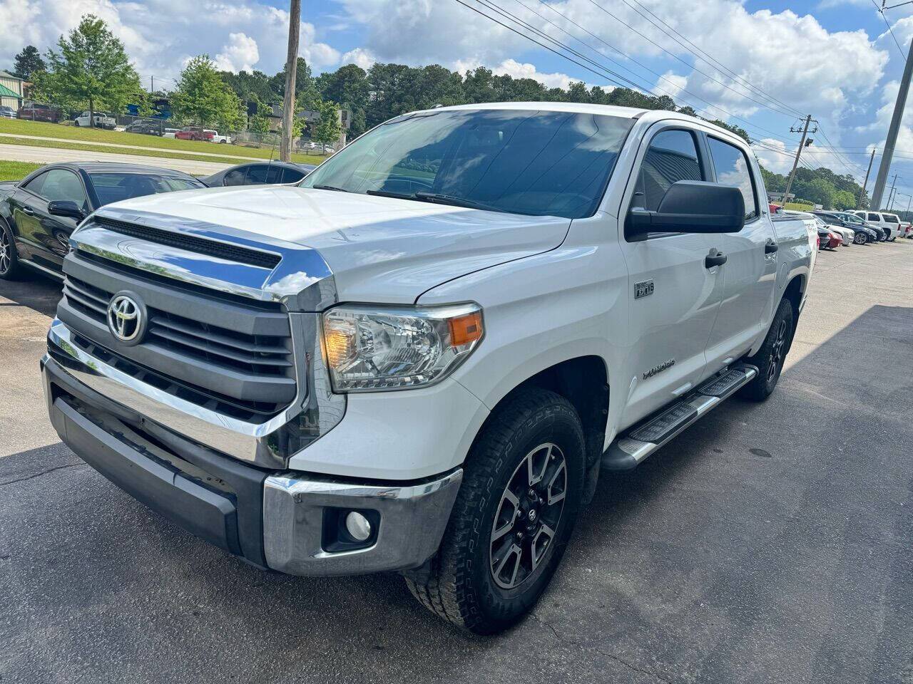 2014 Toyota Tundra SR5