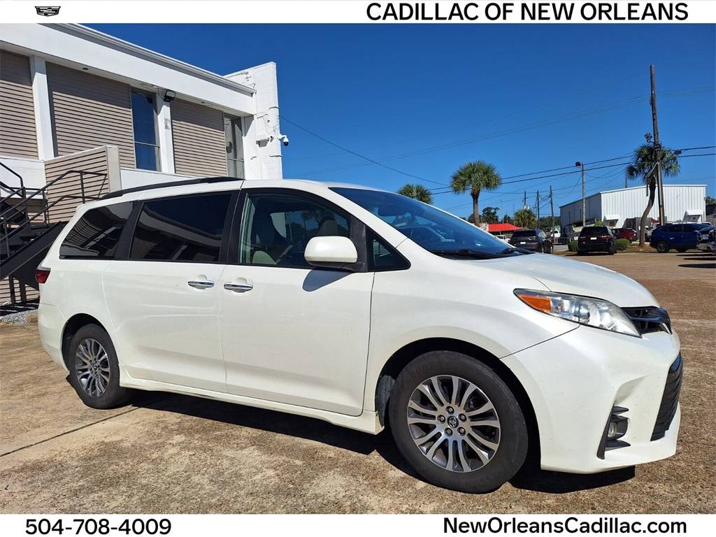 2019 Toyota Sienna L — Minivan — 80,768 mi — Metairie, LA
