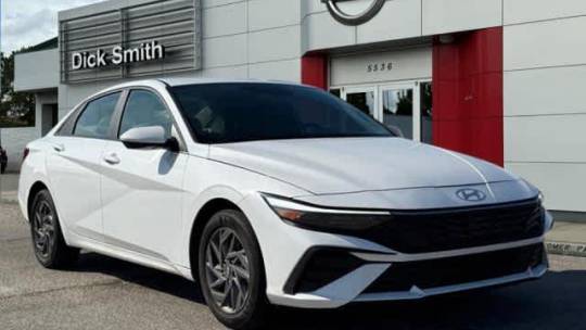 2024 Hyundai Elantra SEL — Sedan — 8,208 mi — Lexington, SC