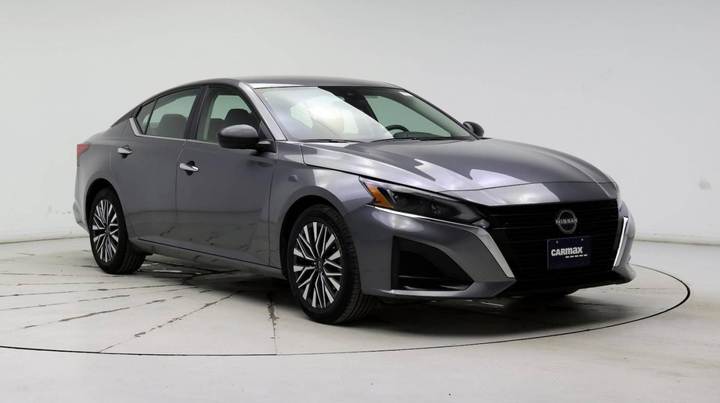 2024 Nissan Altima SV — Sedan — 18,361 mi — Madison, WI