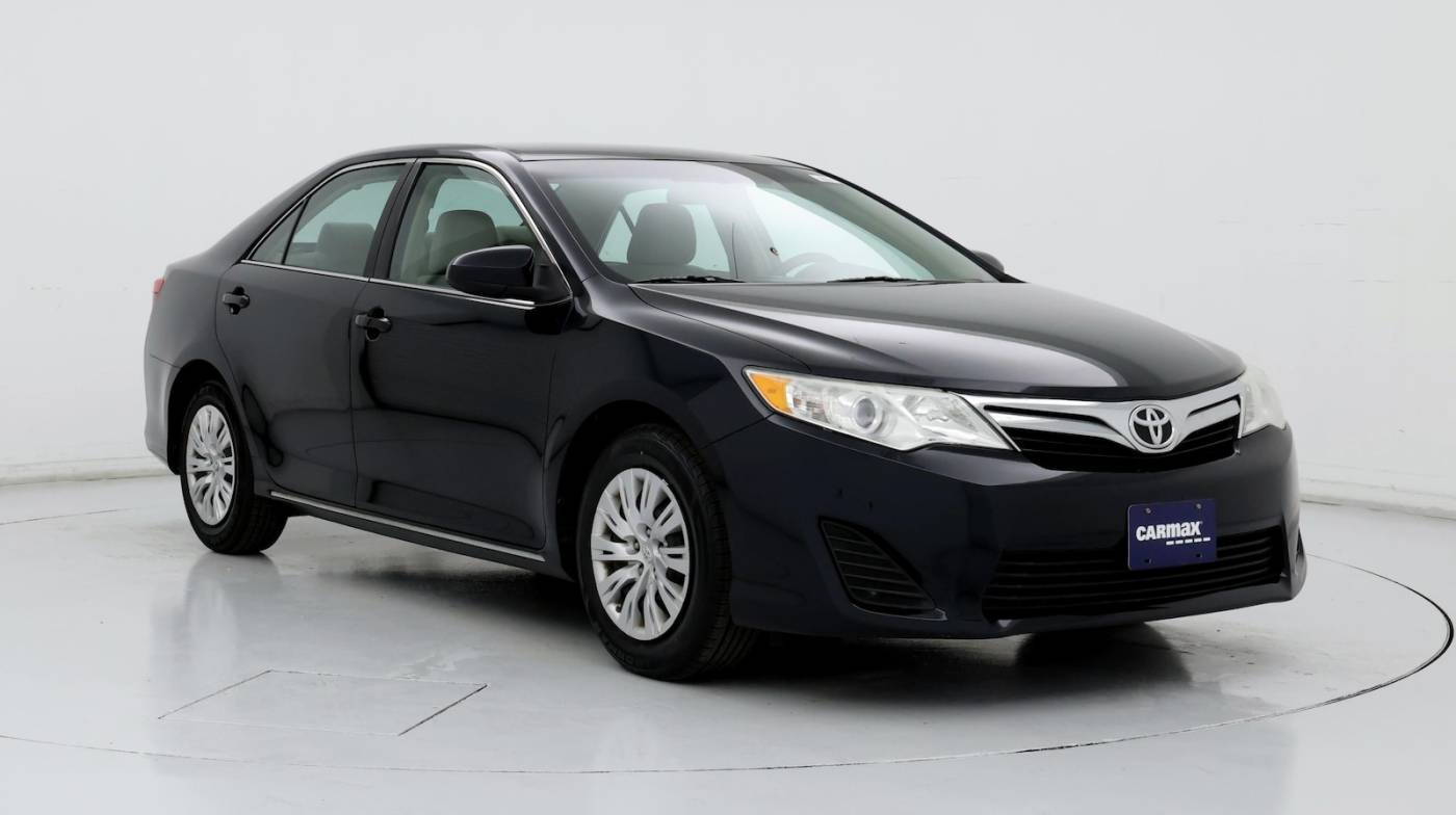 2014 Toyota Camry LE — Sedan — 85,216 mi — Madison, WI
