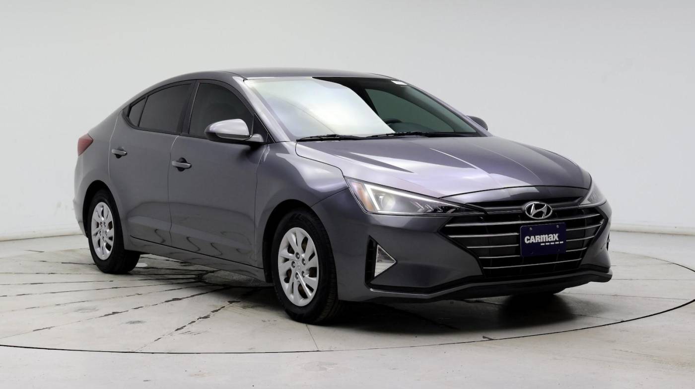 2019 Hyundai Elantra SE — Sedan — 83,610 mi — Madison, WI